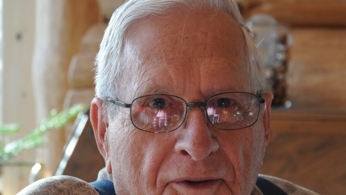 Douglas Joosten 09/11/2025